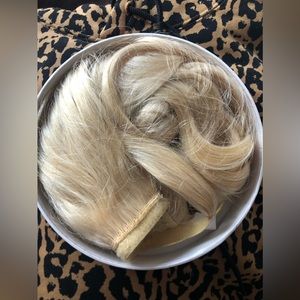 Luxy Hair 20” Ash Blonde Ponytail Extension
